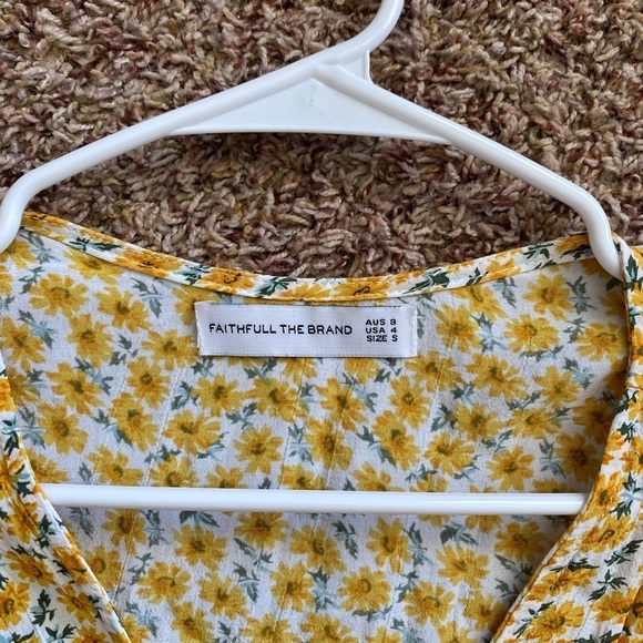 Faithfull the Brand sunflower puff sleeve crop top - Picture 4 of 4